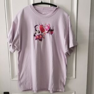 Mens Nike Lavender Graphic Owl  T-Shirt. Embroidered. Unisex. Size large. EUC